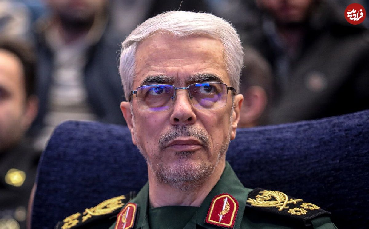 عکس؛ سفر در زمان؛ «سرلشکر باقری، رحیم صفوی و سردار سلیمانی» در جبهه؛ دهه 60
