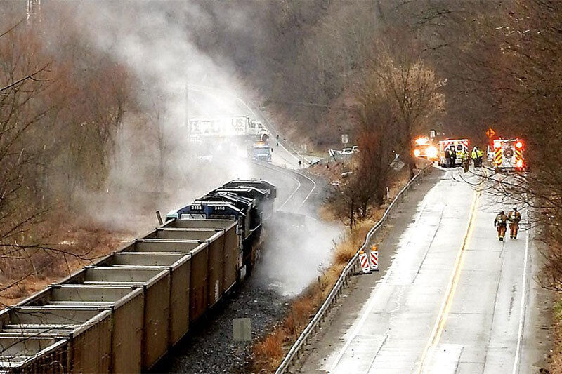 ( ویدیو) اولین تصاویر از انفجار قطار حامل اسید در ایالت نبراسکا
