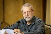 عکس| سفر زمان؛ علی لاریجانی در حال روبوسی با رهبر شهید؛ سال 77
