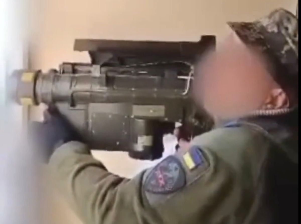 (ویدیو) شکار سوخوی روسی به دست سربازان اوکراین با موشک دوش پرتاب استینگر 
