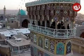 عکس؛ سفر به تاریخ؛ ایوان نقاره‌خانه حرم امام رضا (ع) در دوران پهلوی؛ سال 1352