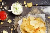 چیپس خانگی ؛ طعمی متفاوت تر و ارزان تر از بسته بندی های شرکتی