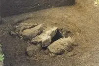 دانشمندان معمای گور باستانی ۲ هزار ساله با شمشیر و آینه را حل کردند