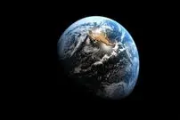 ببینید؛ زمین در حال کج شدن است!