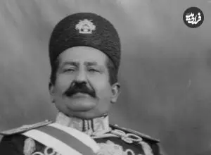 عکس| سفر زمان؛ ژست «نوۀ ناصرالدین شاه و سردار بختیاری» در یک عکس مشترک