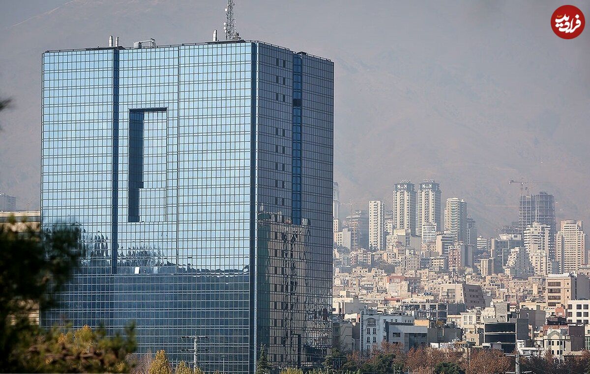 ماجرای بحرانیترین بانک ایران؛ سپردهگذاران و سهامداران «آینده» چه سرنوشتی دارند؟