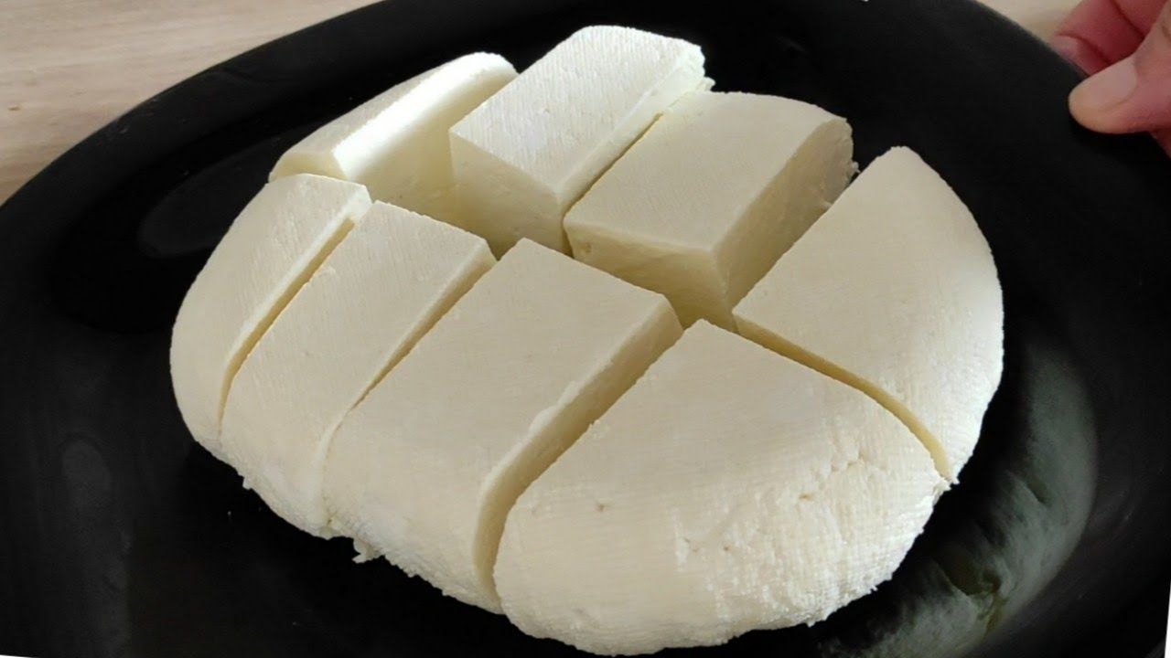 (ویدئو) پنیر بسته بندی نخرید؛ با یک کاسه ماست و سه کیلو شیر در خانه درست کنید