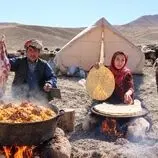 ببینید| غذای روستایی در افغانستان؛ پخت بریانی با گوشت بز و در کوهستان