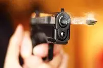 ( ویدیو) لحظه تیراندازی مرگبار مرد بی حوصله در آسانسور