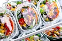 آیا باید سالادهای بسته‌بندی را شست‌وشو دهیم؟