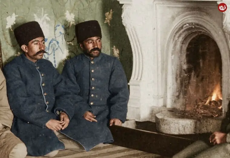 تصاویر| سفر به عصر قاجار؛ از «درباری‌ها کنار شومینه» تا «عصرانه‌خوری کنار استخر»