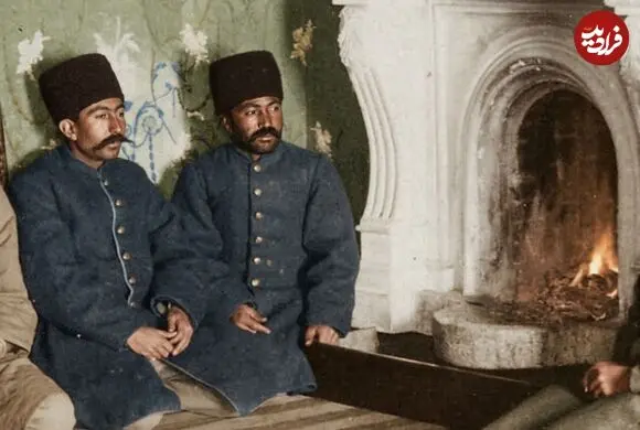 تصاویر| سفر به عصر قاجار؛ از «درباری‌ها کنار شومینه» تا «عصرانه‌خوری کنار استخر»