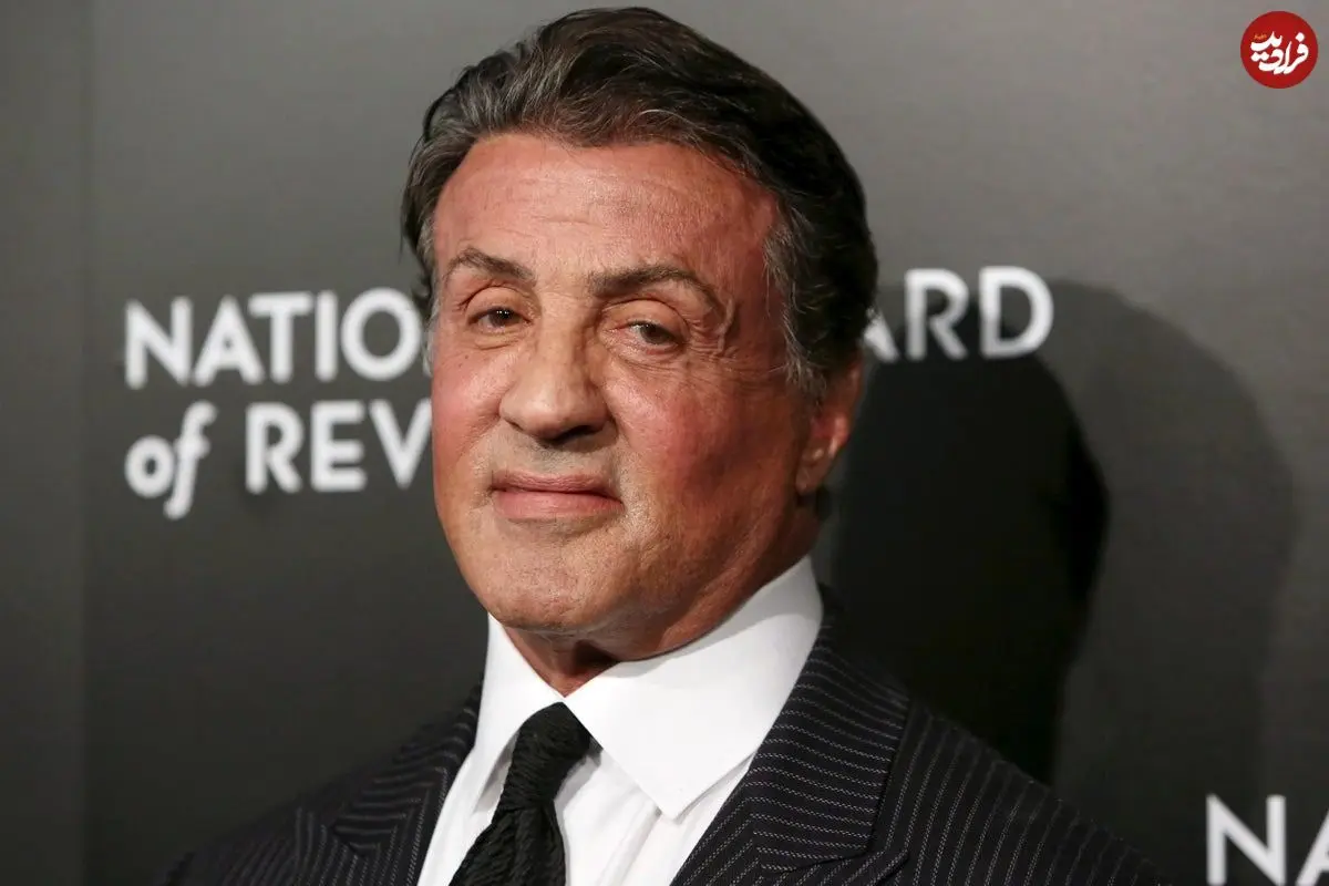 عکس| سفر در زمان؛ «سیلوستر استالونه 32 ساله» در صحنه ای از فیلم «مشت»؛ سال 1356