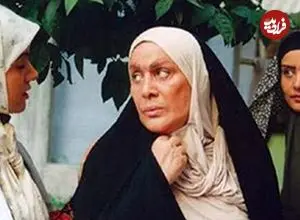 عکس| سفر زمان؛ چهرۀ «محبوبه بیات» در 28 سالگی در یکی از فیلم‌هایش در کنار «گوگوش»