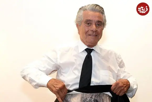 عکس| سفر در زمان؛ دیدار «محمدرضا گلزار» با «بهروز وثوقی»؛ سال 95