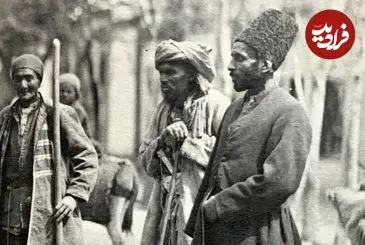 عکس| سفر به ایران قدیم؛ میوه‌فروش دوره‌گرد با «الاغ» در خیابان‌های تهران دوران قاجار