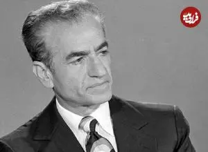 عکس| سفر در زمان؛ «محمدرضا پهلوی» به همراه شهردار نیویورک در حال ورود به تالار شهر؛ سال 1328