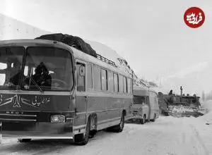 عکس| سفر در زمان؛ هزاران نفر در جاده هراز گیر کردند!