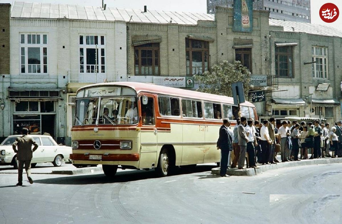 (عکس)‌ سفر به تهران قدیم؛ اتوبوس مسافری با ۳۲کیلو هروئین در تهران متوقف شد