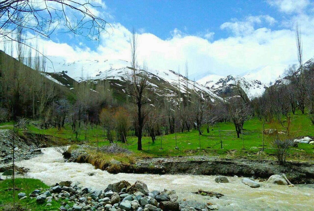 در این روز‌های گرم کجا برویم؟ / سفر یک روزه به این آبشار نزدیک تهران را از دست ندهید