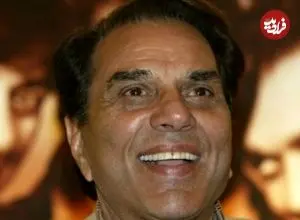 عکس| سفر در زمان؛ «درمندرا» در یک کنفرانس مطبوعاتی در ناگپور؛ سال 1389