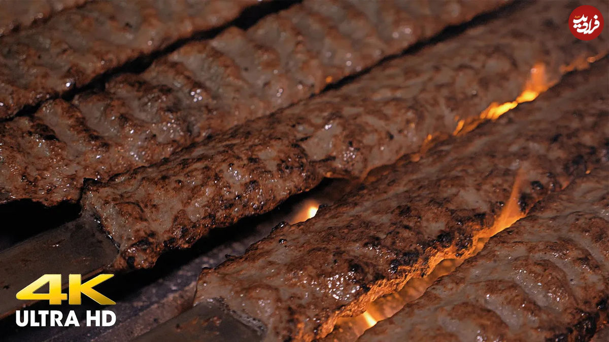 (ویدئو) غذای خیابانی در ترکیه؛ پخت کباب کوبیده، برگ و جوجه ایرانی در استانبول