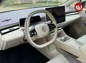 تصاویر| ام جی ۴ مدل ۲۰۲۶ آمد؛ هاچ بک برقی محبوب با هوش مصنوعی و یک باتری جدید