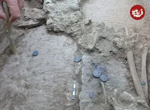 گنجینه کوچک‌ «سکه‌های کشتی‌گیران» در یک قبر 2400 ساله پیدا شد