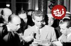 عکس| سفر در زمان؛ «محمدرضا پهلوی» با لباس نظامی در کنار پدرش؛ دهه 1310