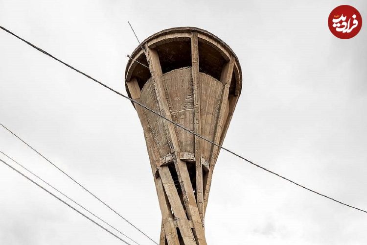عکس؛ برج آب بتنی در ایتالیا؛ از زیبایی های معماری مدرن و بروتالیسم 