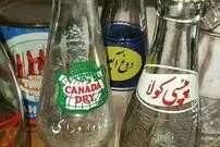عکس| سفر به تهران قدیم؛ سرباز ارتش در حال نوشابه خوردن در فردوگاه قلعه مرغی؛ سال 41