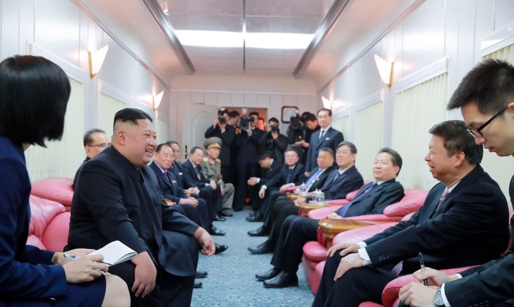 در داخل قطار زرهی و مجلل کیم جونگ اون، رهبر کره شمالی، چه می گذرد؟