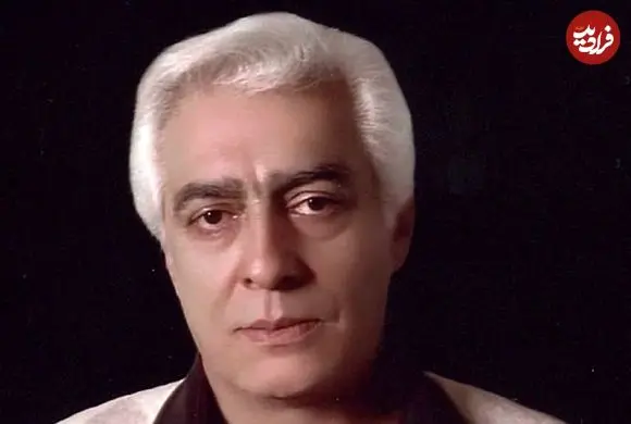 عکس| سفر در زمان؛ «فردین» در حال تک چرخ زدن با دوچرخه در کنار ساحل؛ سال 50