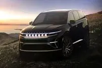 (عکس) جیپ با یک شاسی‌بلند هیجان‌انگیز به میدان آمد 