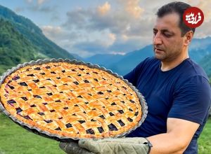 ببینید؛ غذای روستایی در آذربایجان؛ چیدن تمشک در جنگل و تهیه مربا و کیک با آن