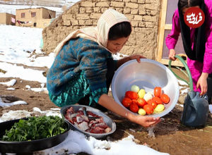 (ویدئو) غذای روستایی در افغانستان؛ پخت کابلی پلو و نان تازه