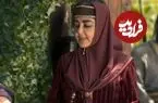 عکس| سفر در زمان؛ «مهربان بانو» سریال گیلدخت در کنار مهران مدیری؛ سال 1398