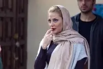 عکس| سفر زمان؛ «طناز طباطبایی» 29 ساله در پشت‌صحنه «هیس دخترها فریاد نمی‌زنند»
