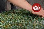 ببینید؛ مراحل تماشایی ساخت یک میز با استفاده از 1200 عدد تیله 