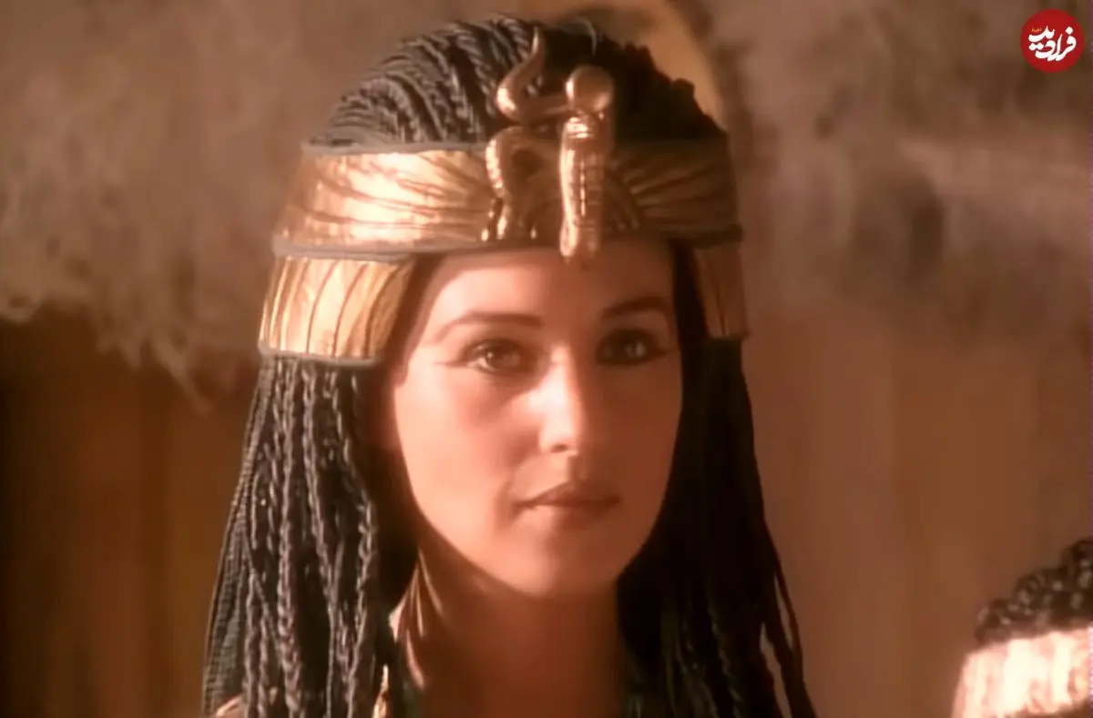 عکس| سفر زمان؛ چهرۀ «زن فرعون» در سریال آمریکایی «یوسف» بعد از 30 سال در 61 سالگی