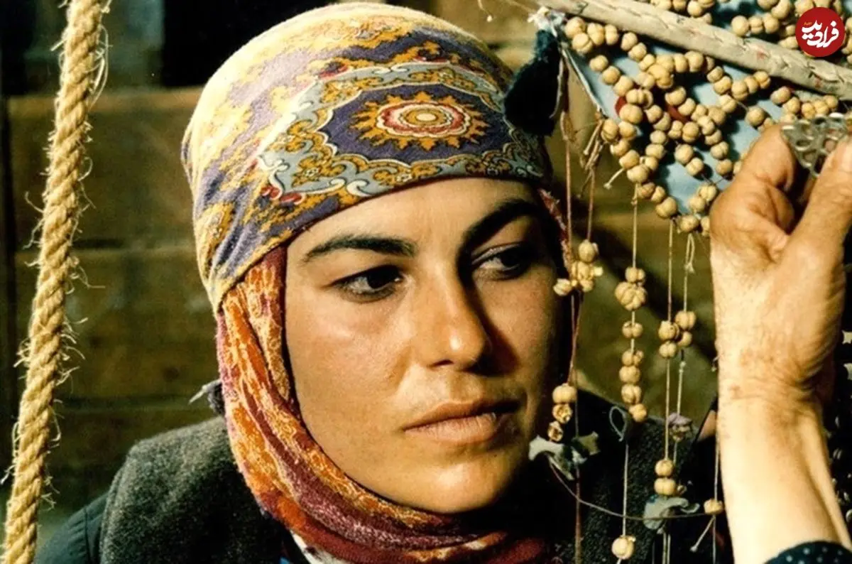 عکس| سفر زمان؛ چهرۀ «مهرانه مهین‌ترابی» در کنار «خاطره حاتمی» در یک مراسم؛ سال 96