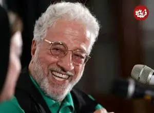 عکس| سفر زمان؛ «علیرضا خمسه» با تیپ سرخپوستی روی صحنه تئاتر؛ سال 92