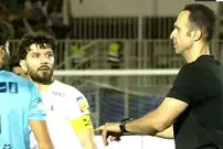 ببینید| تصمیم عجیب داور؛ گل پنالتی چادرملو مقابل استقلال رد شد!