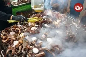 ببینید| غذای خیابانی در مالزی؛ هشت پا کبابی در کوالالامپور