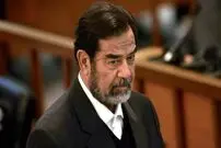 عکس| سفر در زمان؛ «صدام حسین» در دوران جوانی و با لباس کردی در عراق