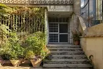 تصاویر؛ آپارتمان سبز و قهوه‌ای که مثل یک آلبوم عکس قدیمی مهربان است