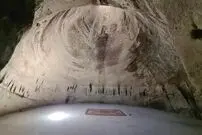 تصاویر؛ معبد قدمگاه آذرشهر؛ بنایی رازآلود در دل صخره ها