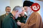 عکس| سفر به تاریخ؛ «سردار سلیمانی» و «رهبر انقلاب» در بازدید از موزۀ جنگ کرمان؛ 20 سال قبل
