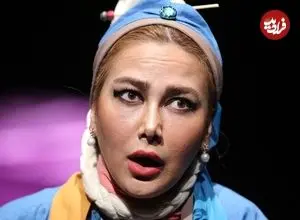 عکس| سفر زمان؛ ژست خاص «آنا نعمتی» 12 سال قبل روی صحنه تئاتر