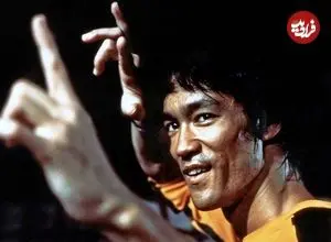 عکس| سفر در زمان؛ «بروس لی» در صحنه ای از سریال تلویزیونی «خیابان لانگ‌استریت»؛ سال 1350